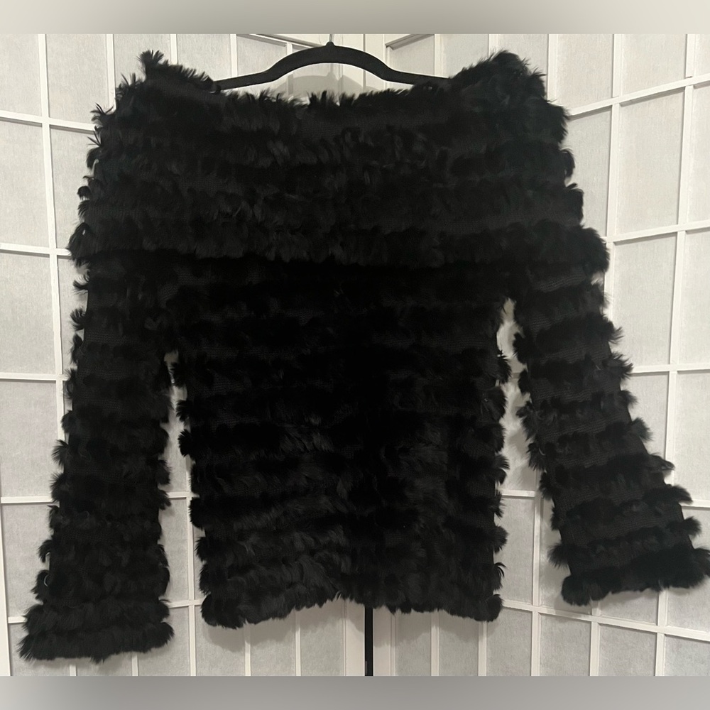 BCBG MAXAZRIA Rabbit Fur Off-Shoulder Top Black NWT - Picture 1 of 15